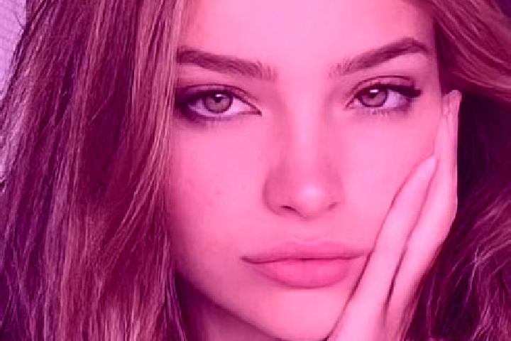 Eva, 21, a dark blonde hazel-eyed mixed companion based in Mahdia. Offering Dinner Date, 69, Roleplay, OWO. Available for incall and outcall, overnight booki...