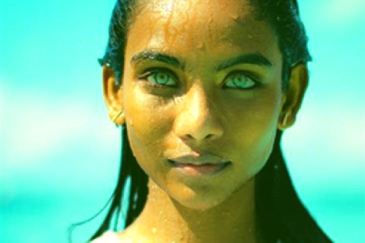 Eva, 21, a red blue-eyed indian companion based in Topa. Offering 69, Fetish, Duos. Available for incall and outcall, overnight bookings available.