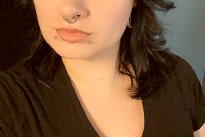 Eva, 21 — Escort in Merris, France