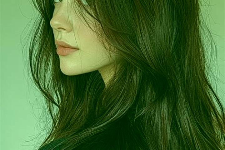 Eva, 22, a auburn dark-eyed asian companion based in Casalini. Offering Party Girl, A-Level, Travel Companion. Available for incall and outcall, day and even...