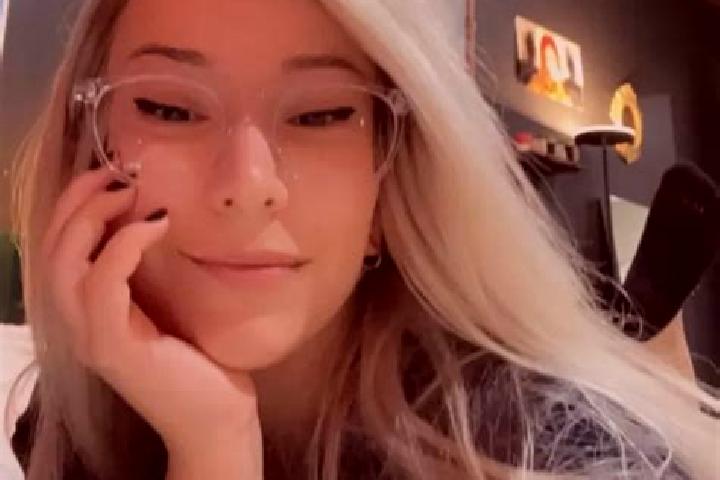 Eva, 22, a blonde blue-eyed mediterranean companion based in San Juanito de Escobedo. Offering Domination, Roleplay, Travel Companion, GFE, Prostate Massage....