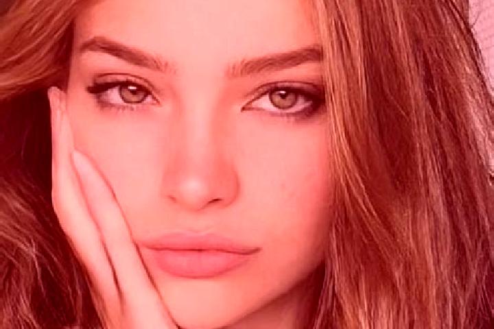 Eva, 22, a blonde hazel-eyed latina companion based in Pommiers-la-Placette. Offering Striptease, Erotic Massage, Girlfriend Experience, CIM. Available for i...