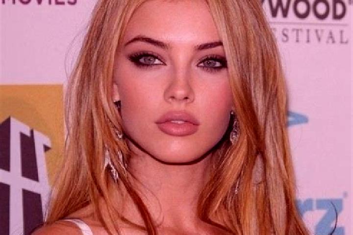Eva, 22, a blonde hazel-eyed middle eastern companion based in Umluj. Offering Party Girl, Travel Companion, Girlfriend Experience, CIM, Overnight. Available...