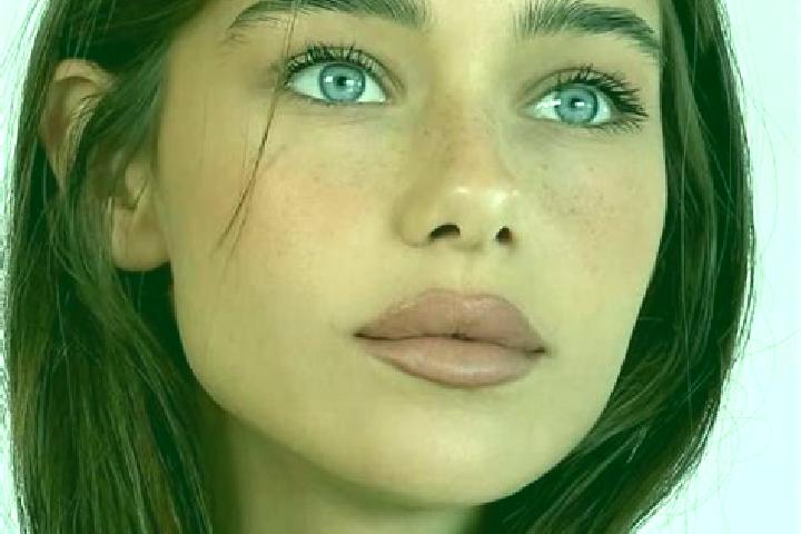 Eva, 22, a brunette grey-eyed caucasian companion based in Lamba. Offering Roleplay, CIM, OWO. Available for incall and outcall, overnight bookings available.