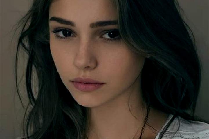 Eva, 22, a chestnut grey-eyed slavic companion based in Velaines. Offering Striptease, Prostate Massage, CIM, Roleplay, Fetish. Available for incall and outc...