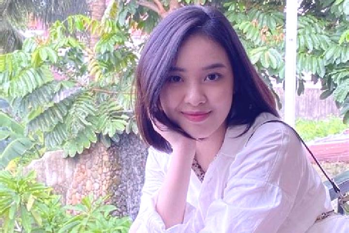 Eva, 22 — Escort in Anin, Indonesia