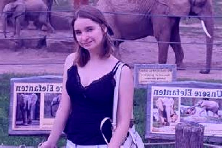 Eva, 22 — Escort in Friedland, Germany