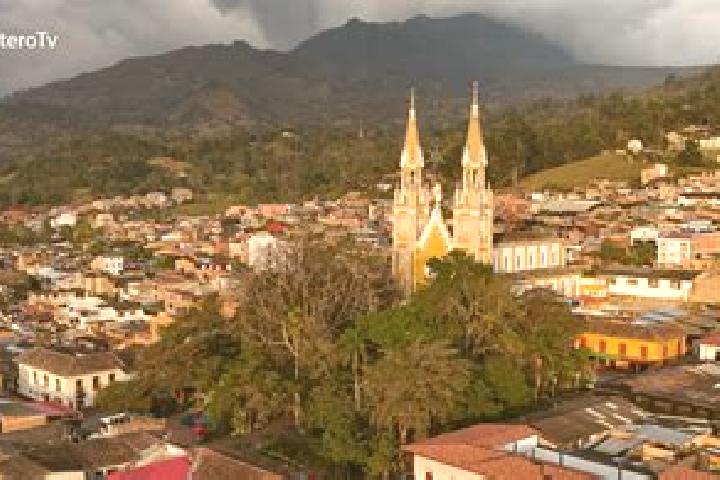 Eva, 22 — Escort in Umbita, Colombia
