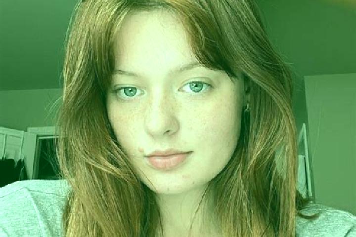 Eva, 23, a auburn grey-eyed indian companion based in San Juan Chamelco. Offering Overnight, A-Level, Duos, BDSM. Available for incall and outcall, day and e...