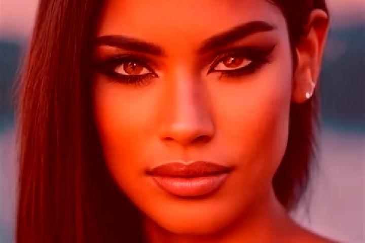 Eva, 23, a black amber-eyed latina companion based in Acuatempa. Offering Tantra, Dinner Date, BDSM. Available for incall and outcall, overnight bookings ava...