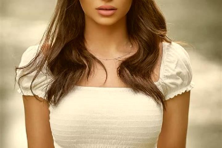 Eva, 23, a brunette brown-eyed slavic companion based in Potenza. Offering Erotic Massage, 69, Prostate Massage, A-Level. Available for incall and outcall, o...
