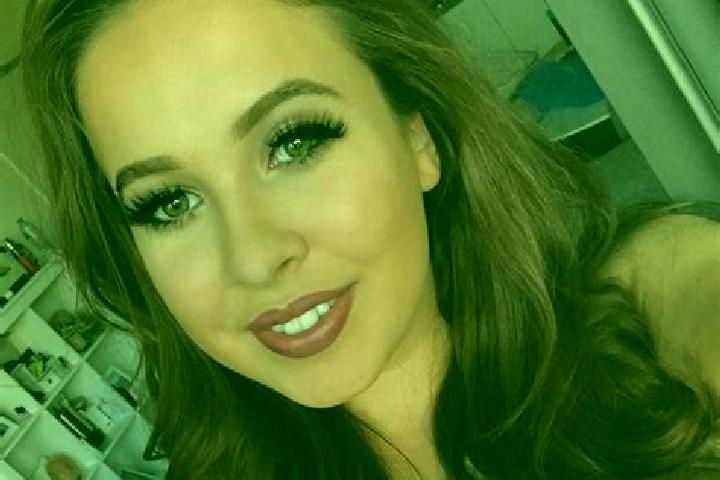 Eva, 23, a chestnut amber-eyed middle eastern companion based in Donnici Inferiore. Offering A-Level, Duos, Striptease. Available for incall and outcall, day...