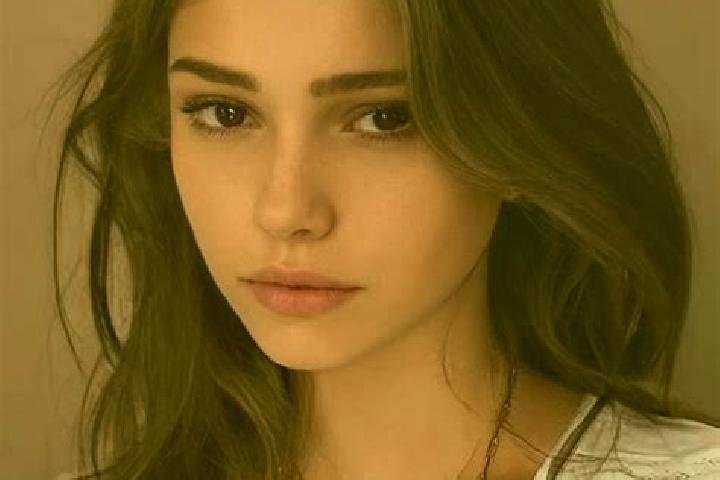 Eva, 23, a chestnut grey-eyed slavic companion based in Olho d Agua das Cunhas. Offering Party Girl, 69, Domination, Striptease. Available for incall and out...