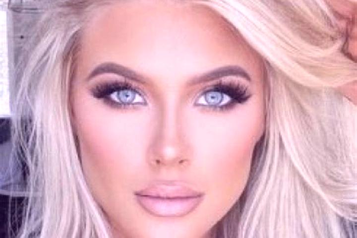 Eva, 23, a platinum blonde brown-eyed mediterranean companion based in Grand Gaube. Offering Girlfriend Experience, A-Level, Dinner Date. Available for incal...