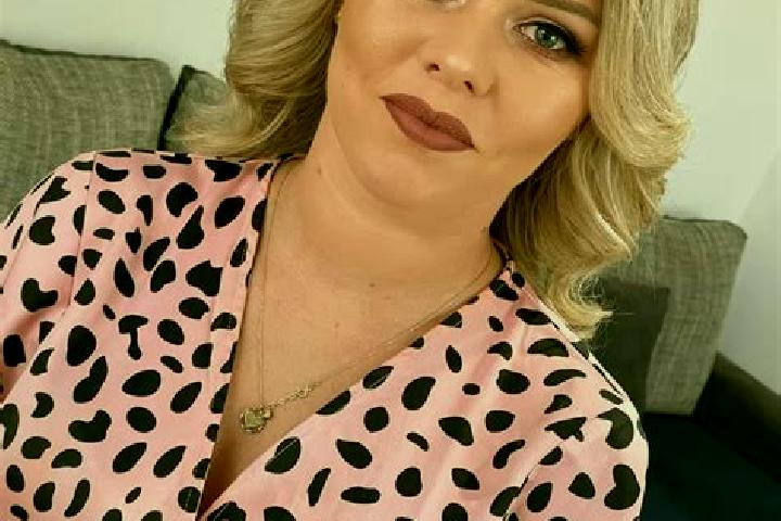 Eva, 23 — Escort in Bargauani, Romania