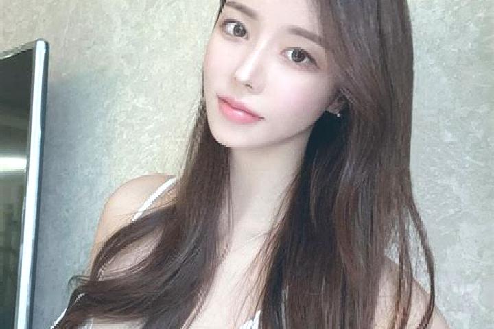 Eva, 23 — Escort in Jinwol, South Korea