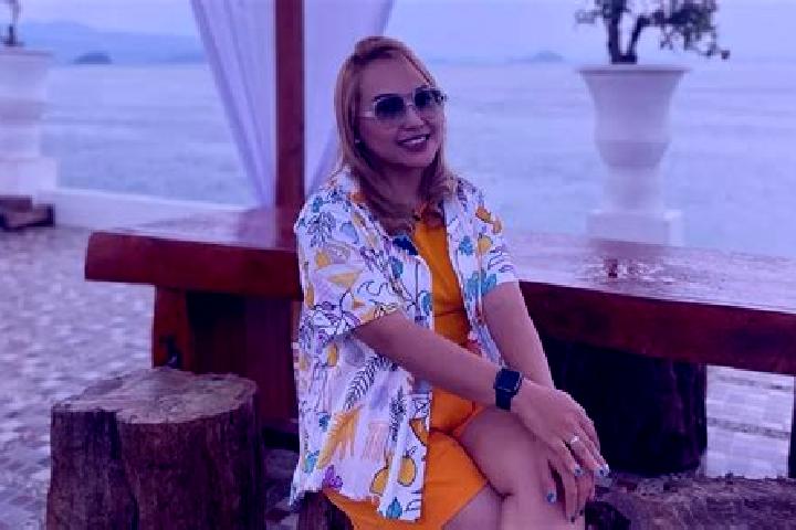 Eva, 23 — Escort in Tegalpapak, Indonesia