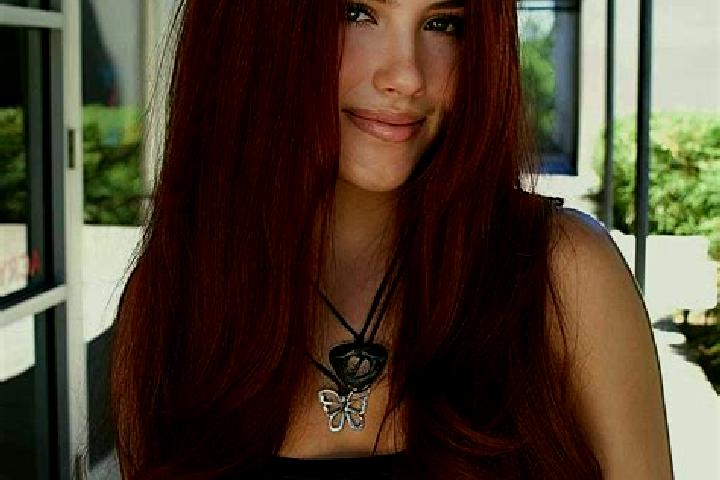Eva, 24, a auburn dark-eyed caucasian companion based in Borod. Offering Overnight, Fetish, Girlfriend Experience, Domination, Party Girl. Available for inca...