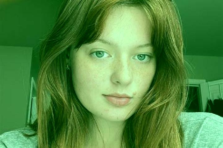 Eva, 24, a auburn grey-eyed mediterranean companion based in Abondant. Offering Erotic Massage, 69, Deep French Kissing, A-Level. Available for incall and ou...
