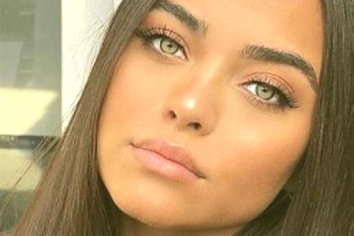 Eva, 24, a chestnut green-eyed latina companion based in Trichardt. Offering Deep French Kissing, GFE, Massage, Prostate Massage, A-Level. Available for inca...