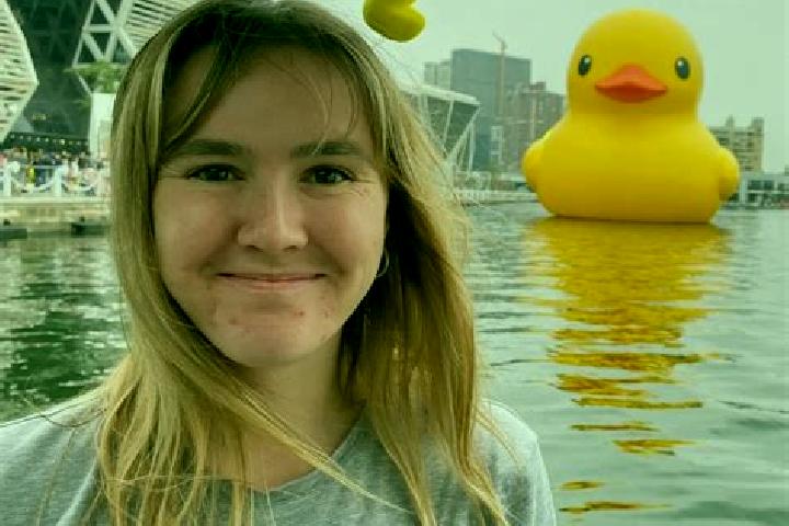 Eva, 24 — Escort in Charlton, Australia