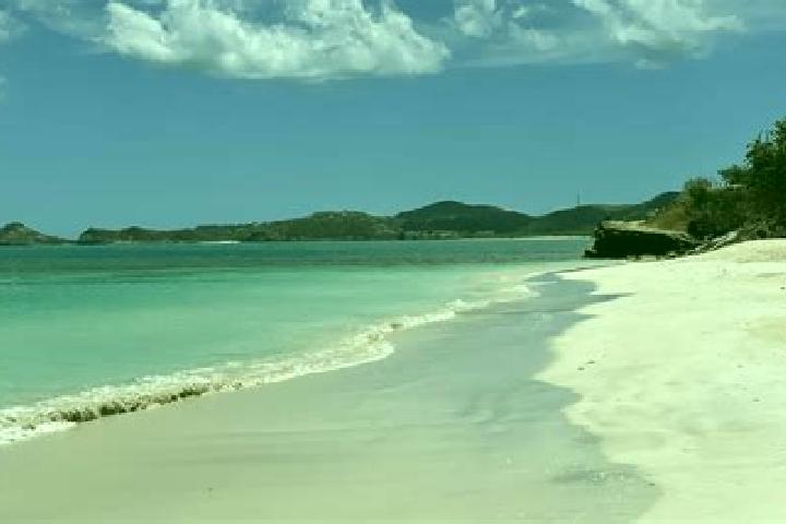 Eva, 24 — Escort in Parham, Antigua and Barbuda