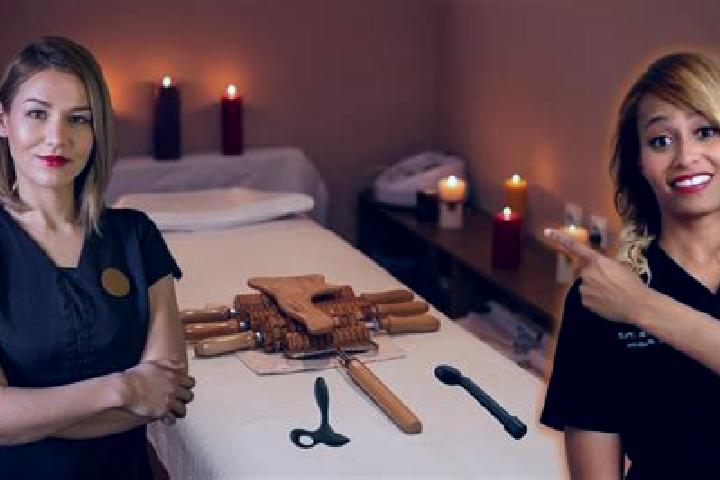 Eva, 25, a black grey-eyed caribbean companion based in Neuschoo. Offering Girlfriend Experience, Duos, Prostate Massage, Party Girl. Available for incall an...