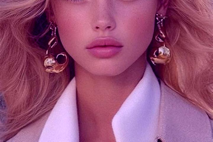 Eva, 25, a blonde grey-eyed mediterranean companion based in Karayusuflu. Offering Fetish, Massage, Couples, Girlfriend Experience, Dinner Date. Available fo...