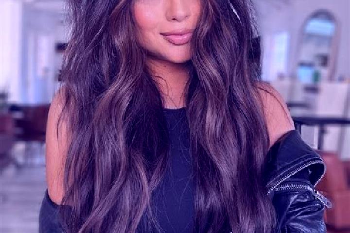 Eva, 25, a brunette dark-eyed ebony companion based in Kocakoc. Offering Roleplay, Deep French Kissing, Dinner Date, Striptease. Available for incall and out...