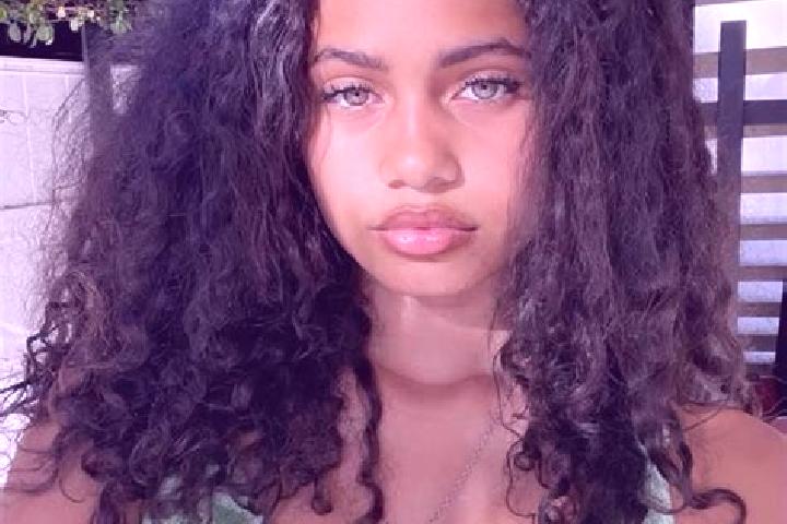 Eva, 25, a red green-eyed mixed companion based in Alamance. Offering A-Level, BDSM, 69, Prostate Massage, Roleplay. Available for incall and outcall, day an...