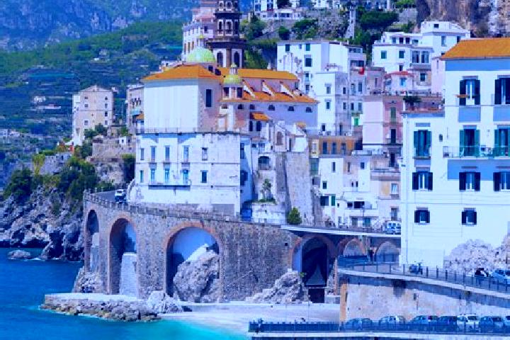 Eva, 25 — Escort in Gignese, Italy