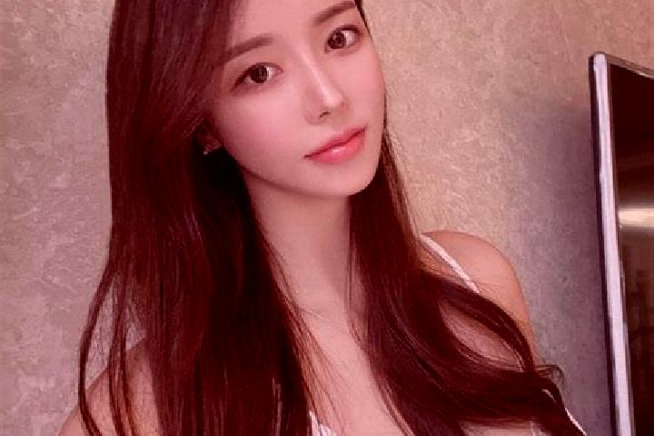 Eva, 25 — Escort in Hongsipu, China