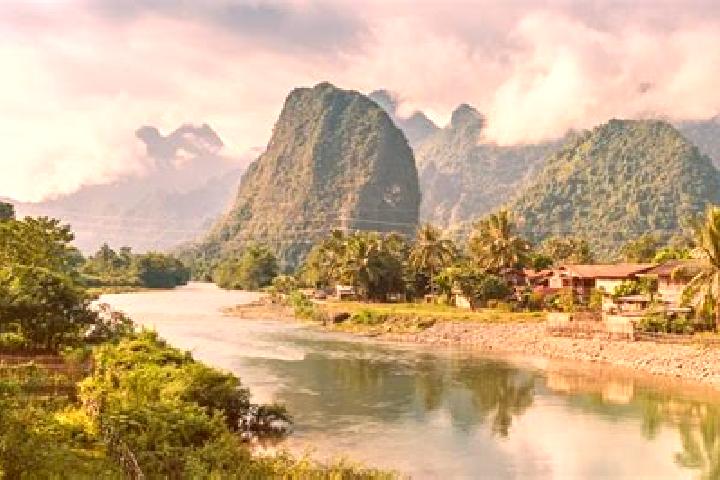 Eva, 25 — Escort in Houay Nga Na Song, Laos