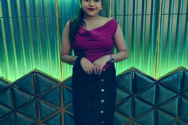 Eva, 25 — Escort in Madhuru, India