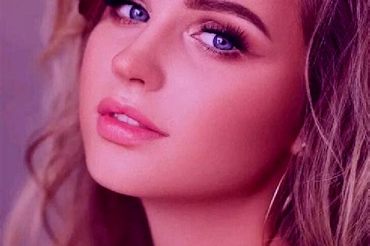Eva, 26, a dark blonde blue-eyed slavic companion based in Spina. Offering Girlfriend Experience, Travel Companion, Tantra. Available for incall and outcall,...