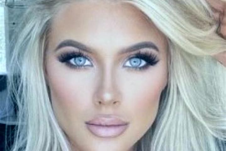 Eva, 26, a platinum blonde grey-eyed indian companion based in Hool. Offering Roleplay, CIM, Striptease. Available for incall and outcall, day and evening da...