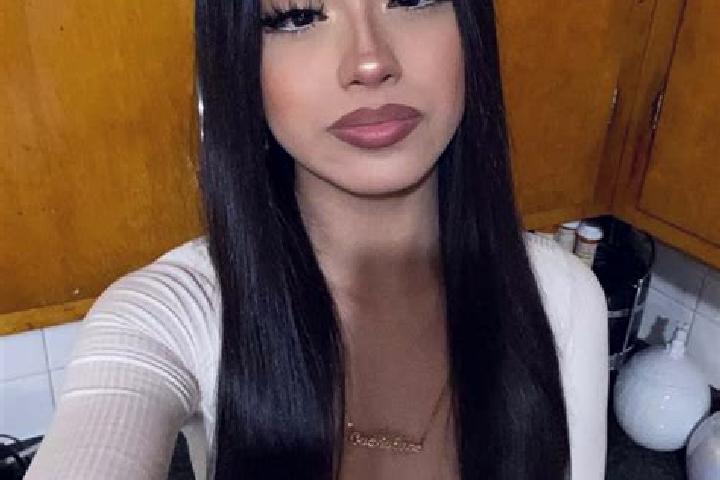 Eva, 26, a red grey-eyed latina companion based in Costur. Offering Deep French Kissing, Girlfriend Experience, OWO, CIM. Available for incall and outcall, d...