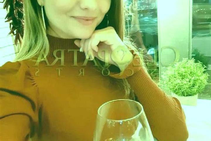 Eva, 26, a red hazel-eyed slavic companion based in Mahal-e Jadid-e Zanjiran. Offering Couples, OWO, Party Girl, Erotic Massage, Deep French Kissing. Availab...