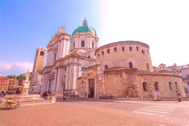 Eva, 26 — Escort in Castenedolo, Italy