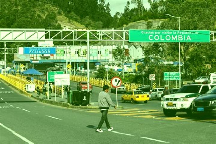 Eva, 26 — Escort in Montalvo, Ecuador