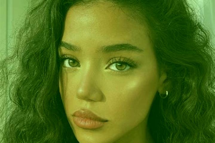Eva, 27, a black brown-eyed caribbean companion based in Garbova. Offering GFE, Party Girl, CIM. Available for incall and outcall, overnight bookings available.
