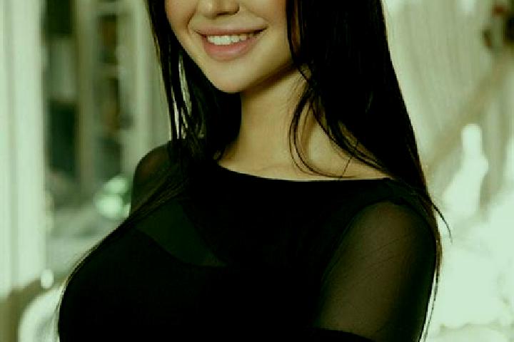 Eva, 27, a black green-eyed european companion based in Shangxi. Offering GFE, Dinner Date, Girlfriend Experience. Available for incall and outcall, day and ...