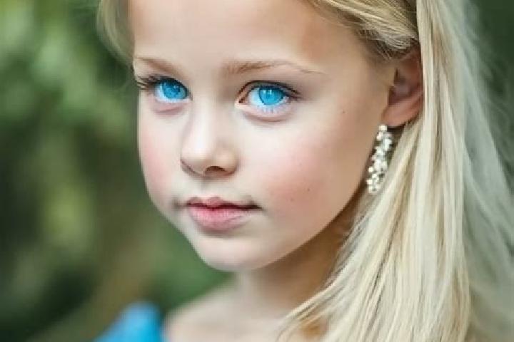 Eva, 27, a blonde blue-eyed caribbean companion based in Pruszkow. Offering 69, Girlfriend Experience, BDSM, GFE, Roleplay. Available for incall and outcall,...