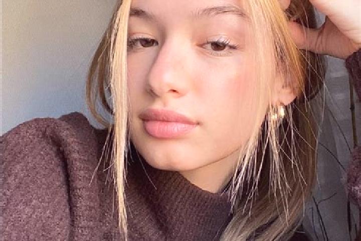 Eva, 27, a blonde brown-eyed caribbean companion based in Pender. Offering Roleplay, Girlfriend Experience, Deep French Kissing. Available for incall and out...