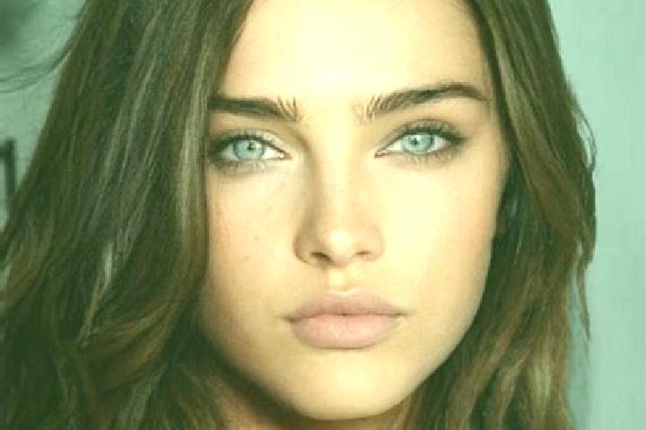 Eva, 27, a brunette blue-eyed mediterranean companion based in Khong. Offering Dinner Date, 69, Erotic Massage. Available for incall and outcall, day and eve...
