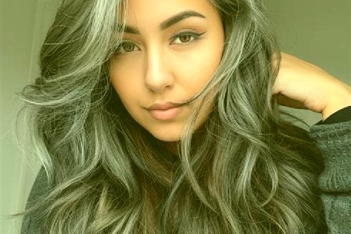 Eva, 27, a brunette grey-eyed indian companion based in Montazhnyk. Offering Tantra, Couples, 69, Duos. Available for incall and outcall, day and evening dates.