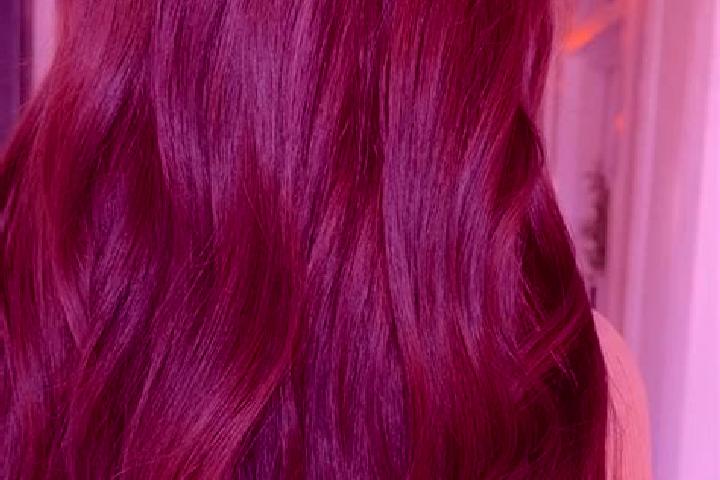 Eva, 27, a red brown-eyed mediterranean companion based in North Bath. Offering BDSM, Overnight, GFE. Available for incall and outcall, day and evening dates.