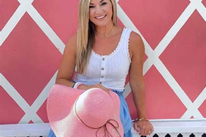 Eva, 27 — Escort in Sanata Lucia, Mexico