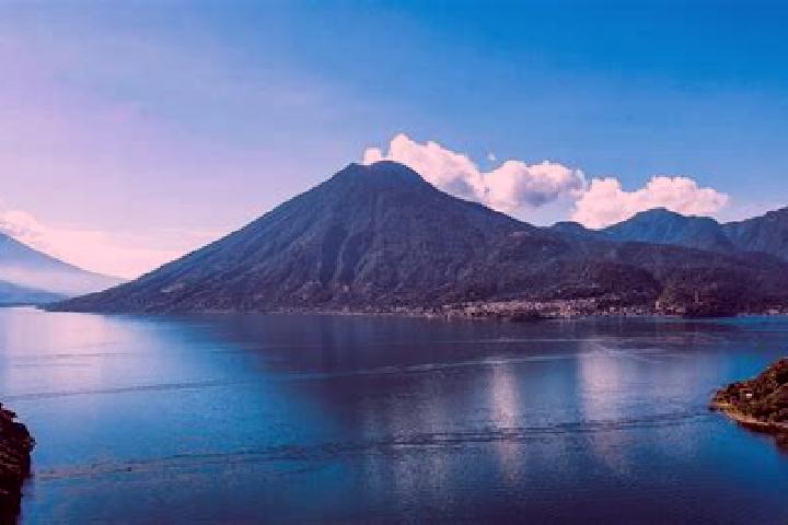 Eva, 27 — Escort in Santiago Atitlan, Guatemala