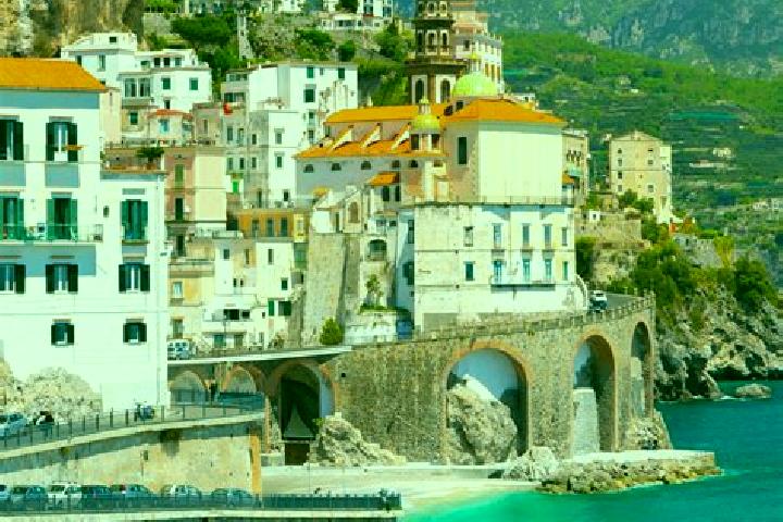 Eva, 27 — Escort in Sostegno, Italy